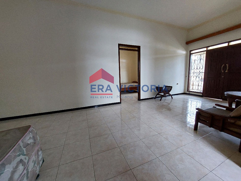 Thumbnail: Rumah Sewa 2 Lantai Semi Perabot, Kamar Banyak, Kondisi Istimewa, Dkt Soehat