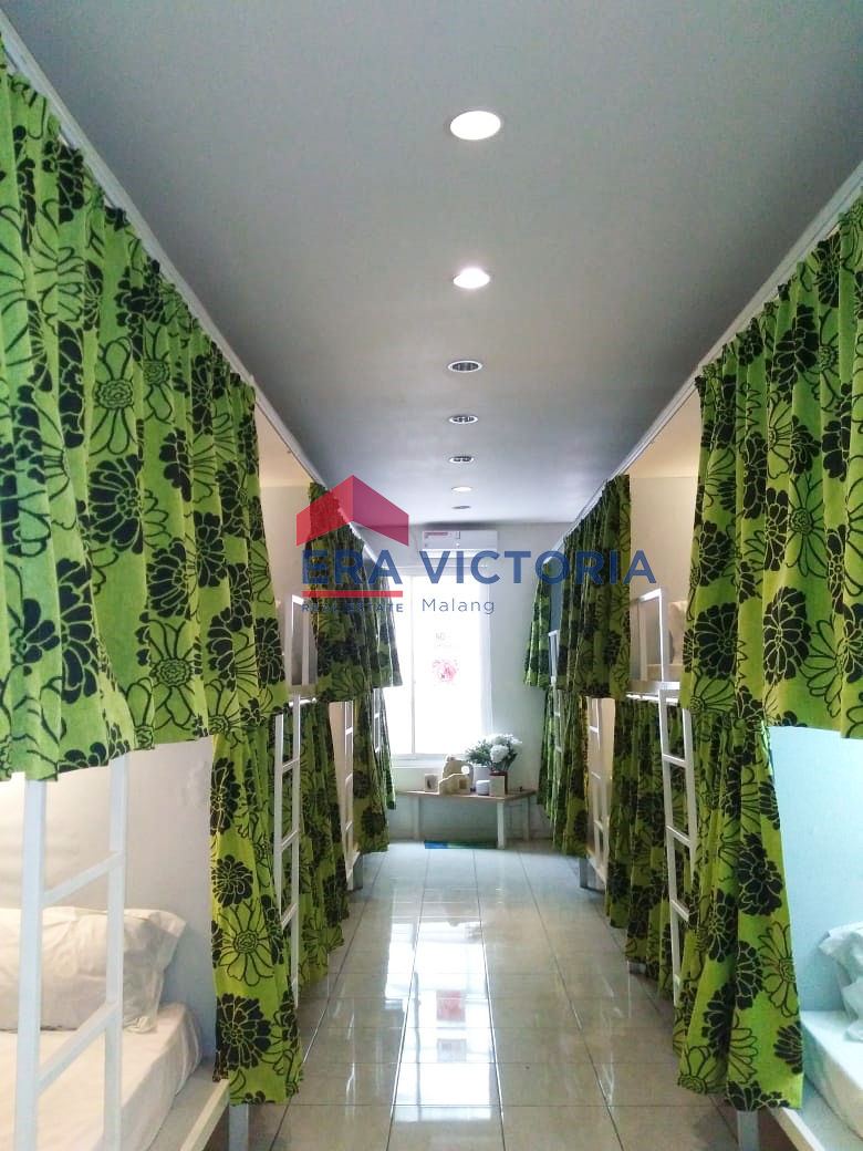 Thumbnail: Dijual Ruko 2 Lantai Ex Guest House Full Furnished 32 Bed Jalan Poros Dekat RS