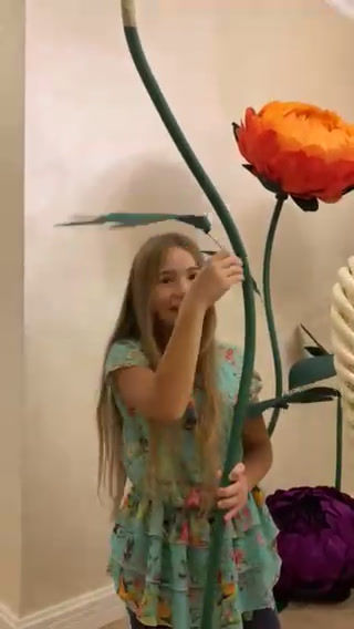 Прев'ю: Металева підставка на 1 штир для гігантських ростових квітів