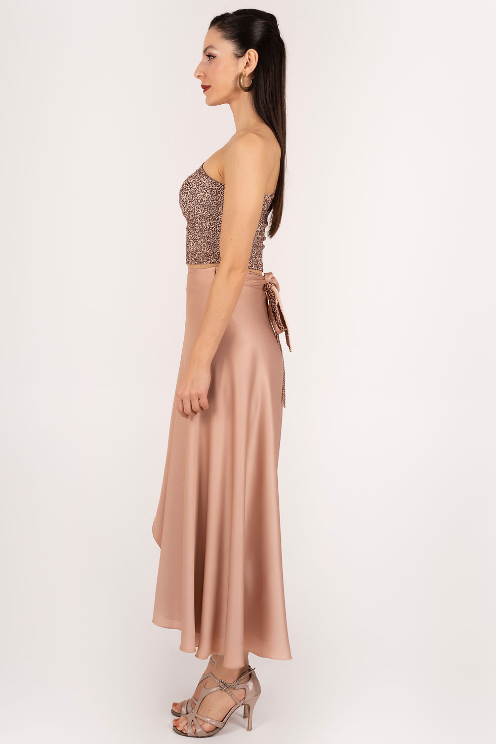 Küçük resim: Si Uniq Reversible Satin Skirt & Top Tango Set