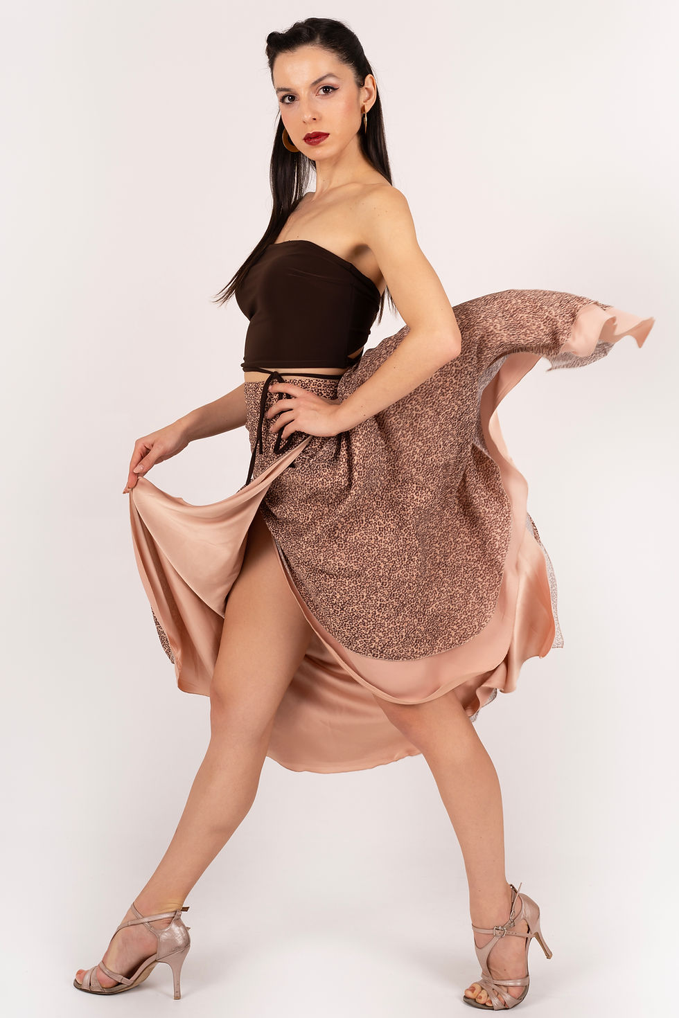 Thumbnail: Si Uniq Reversible Satin Skirt & Top Tango Set