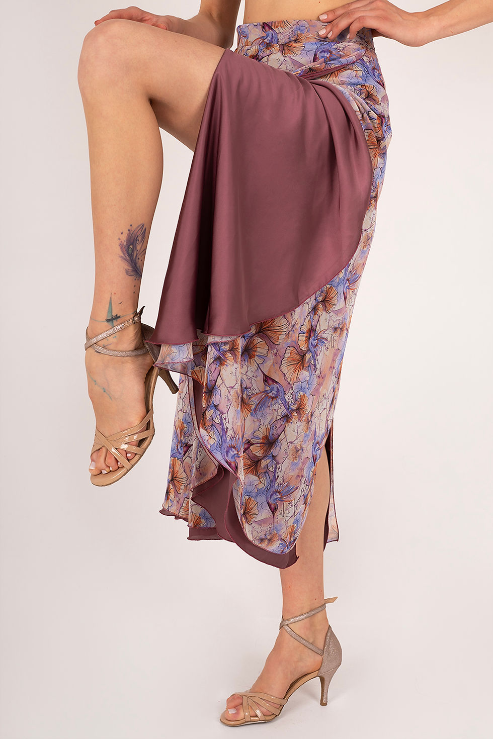Thumbnail: Si Uniq Reversible Satin Tango Skirt
