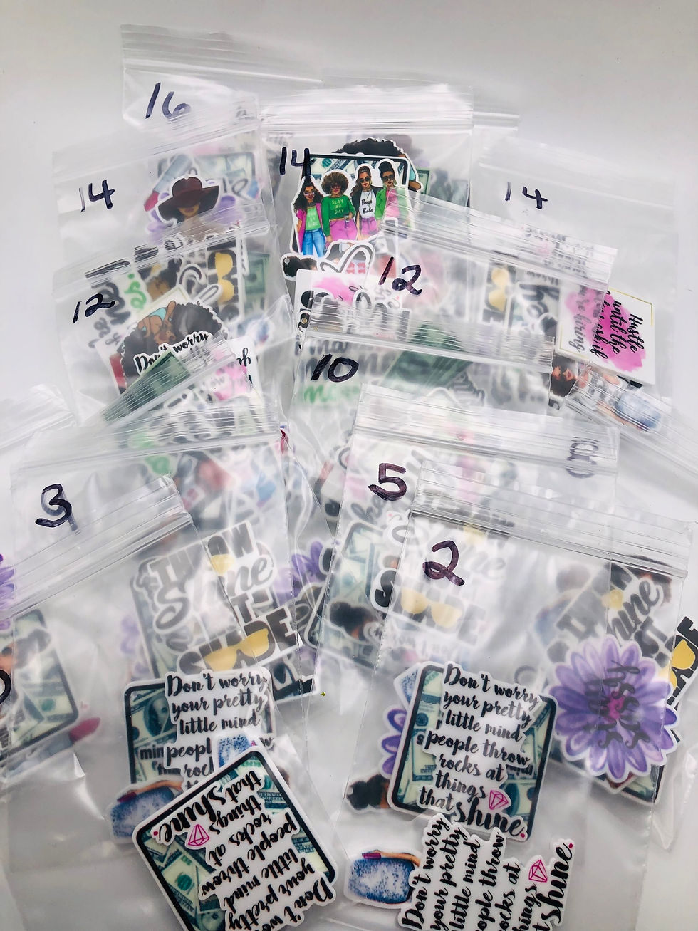 Thumbnail: Mystery Pack Planars (Some have holes, some don’t)