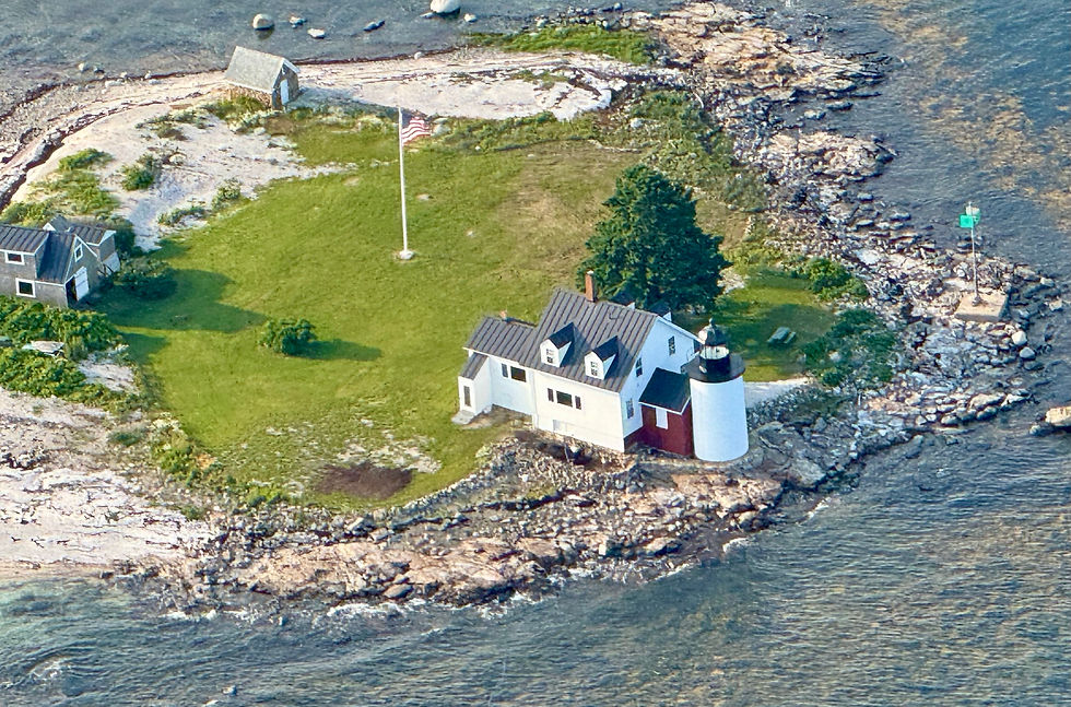 Last but not least, Blue Hill Bay Lighthouse. Deactivated in 1934, it's now a private residence.