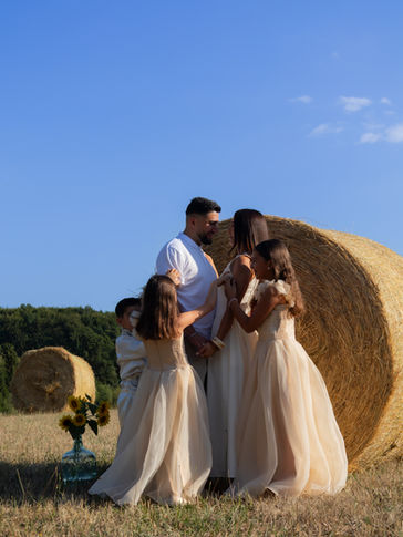 www.gwen-photographe.fr 
Photographe bébé enfant grossesse famille Ussel Corrèze