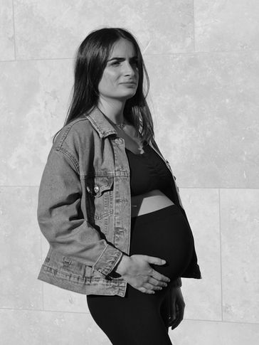 www.gwen-photographe.fr 
Photographe bébé enfant grossesse famille Ussel Corrèze
