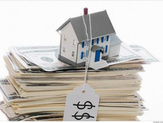 Pricing your property and attracting buyers.