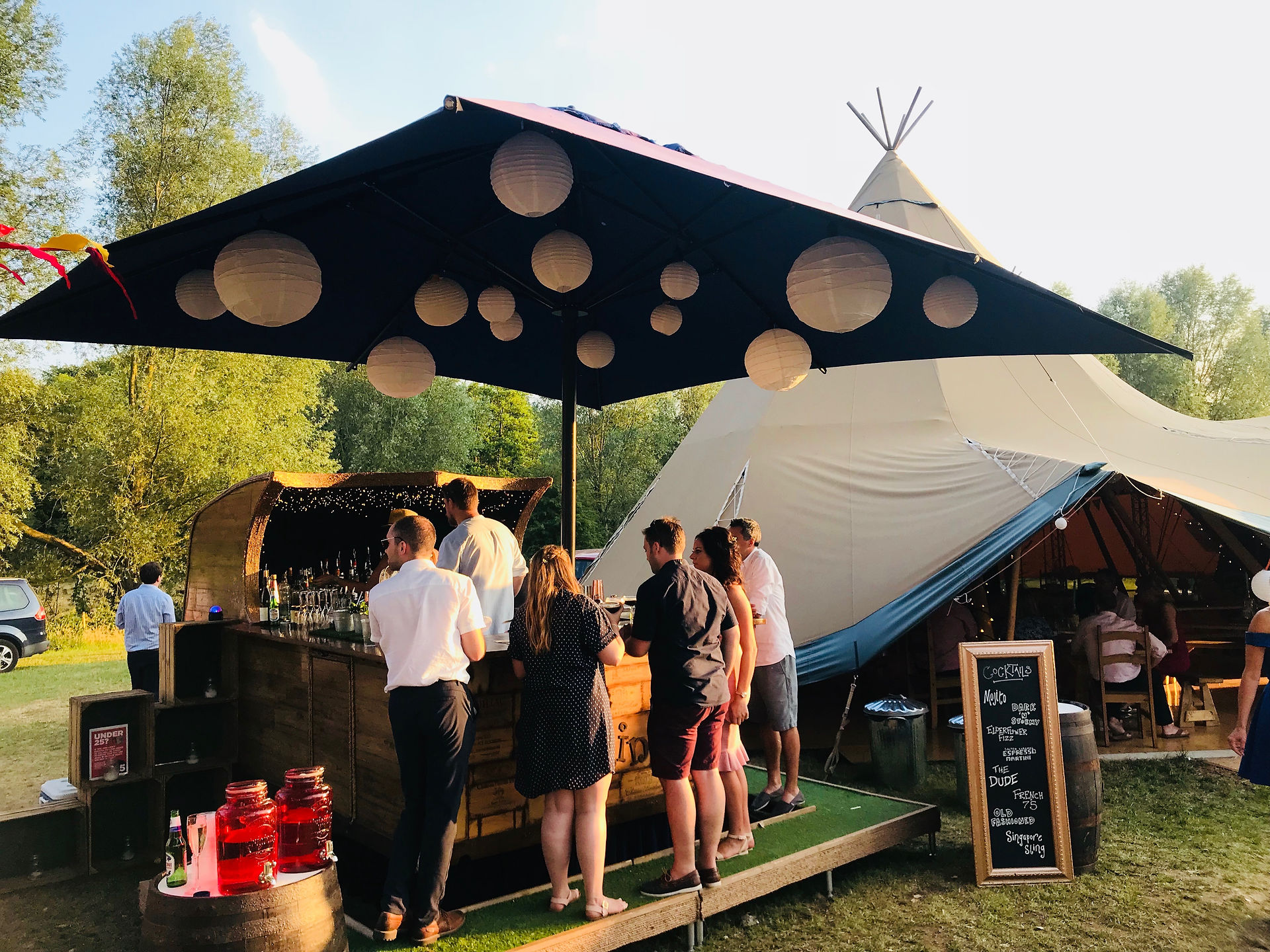 Chin Chin Caravan Bar