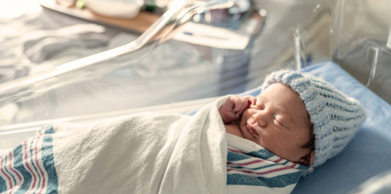 MothersEssenceDoula_BabyHospital-WEB.jpg