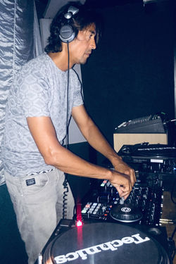 underground partypic
