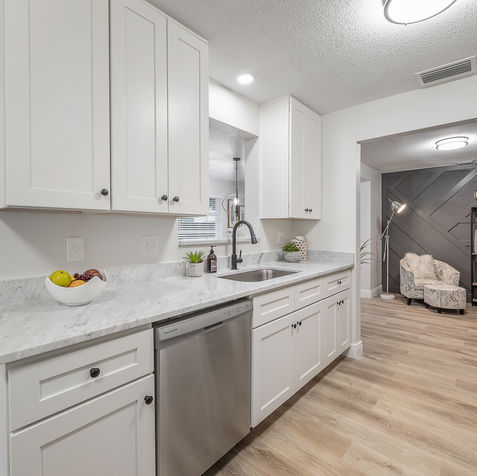 2207 Lauren Dr 5.jpg