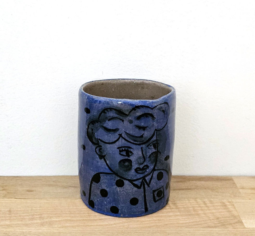Illustrated coffee cup blue