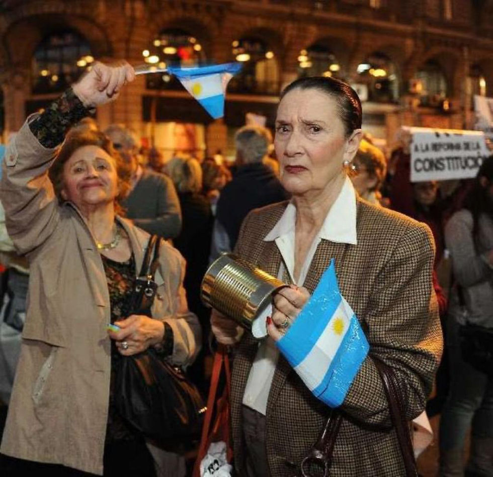 La poesía política de Gabriel Cortiñas