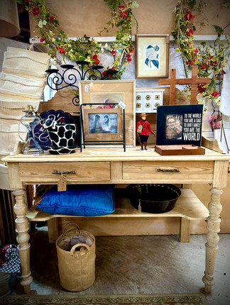 Vintage & New Finds at The Florence Marketplace Texas