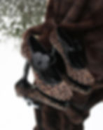 décolleté maculato con tacco comodo e fiocco ornamentale