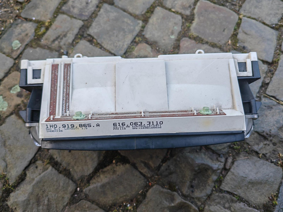 Miniaturbild: TACHO KOMBIINSTRUMENT GOLF 3 VENTO ABU 1.6 215934KM MOTOMETER 1H0919865A