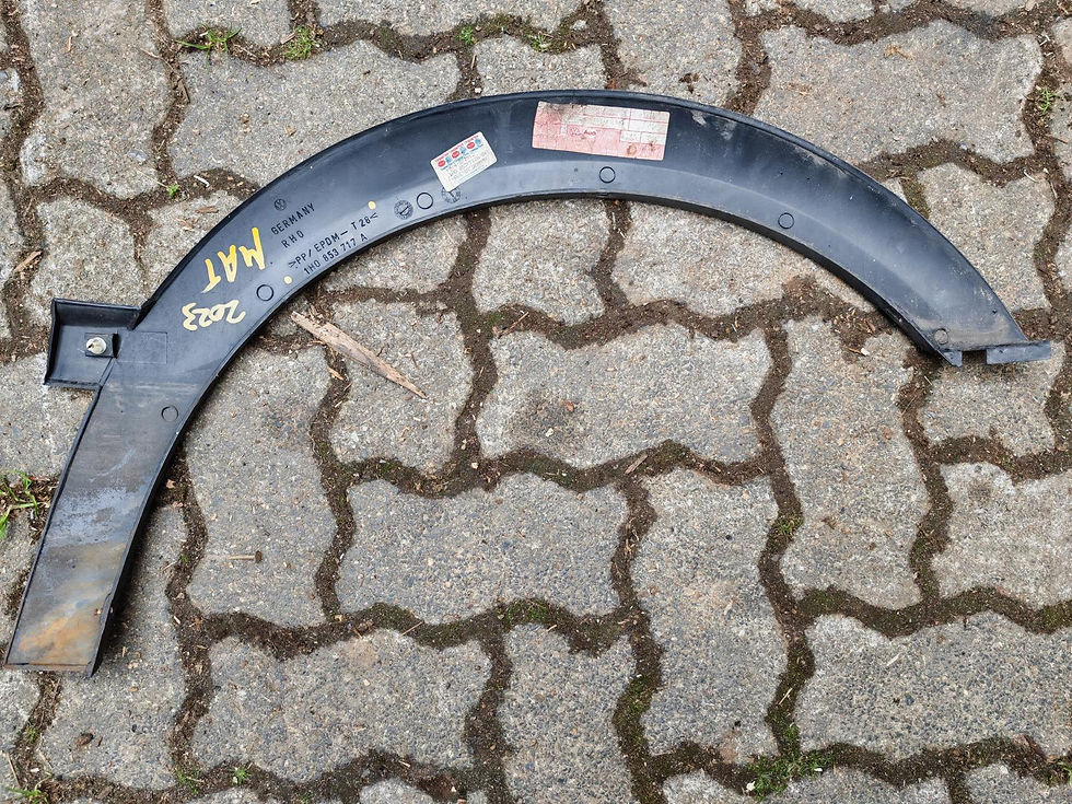 Miniaturbild: GOLF 3 GT GTI VR6 RADLAUF VERKLEIDUNG VERBREITERUNG VORNE LINKS