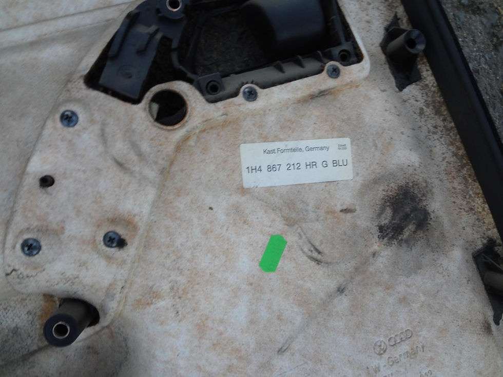 Miniaturbild: GOLF 3 VENTO SCHWARZ TÜRPAPPEN TÜR VERKLEIDUNGEN SELTEN PHASE 1