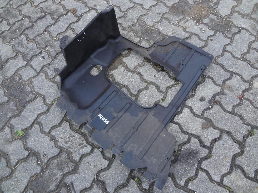 Miniaturbild: VW GOLF 3 VENTO TDI MOTORVERKLEIDUNG UNTERFAHRSCHUTZ AFN 110PS