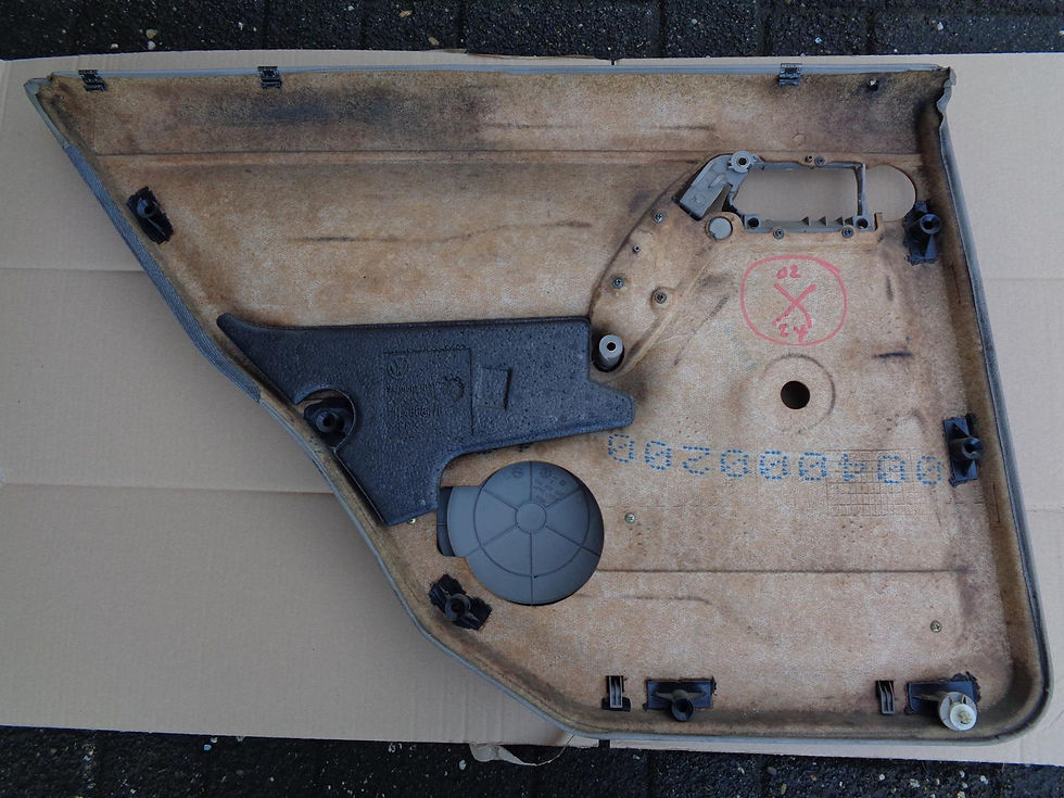 Miniaturbild: GOLF 3 VENTO BEIGE TÜRPAPPEN TÜR VERKLEIDUNGEN SELTEN PHASE 1 VORNE HINTEN