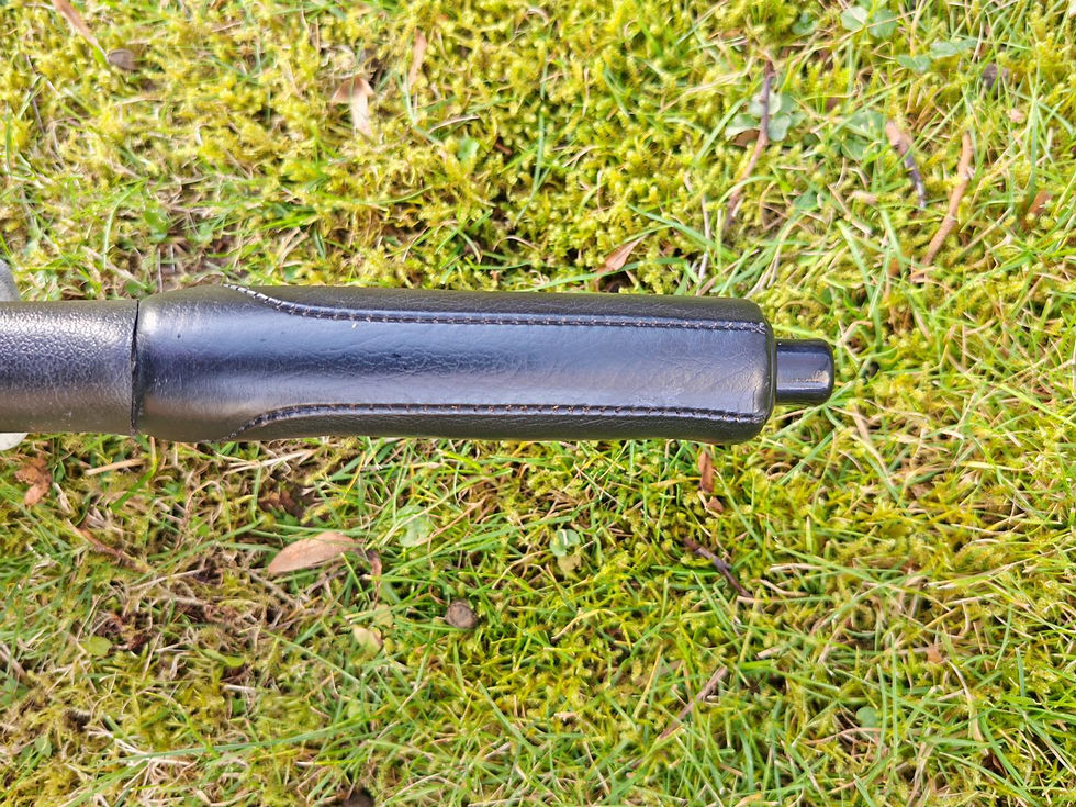 Miniaturbild: GOLF 3 GTI LEDERHANDBREMSHEBEL HANDBREMSHEBEL LEDER SCHWARZE NAHT CABRIO VR6