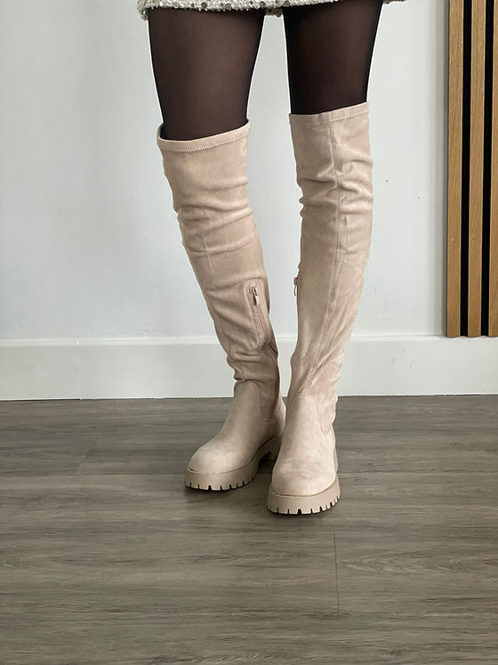 Suede overknee boots HelloBeautybyChantal