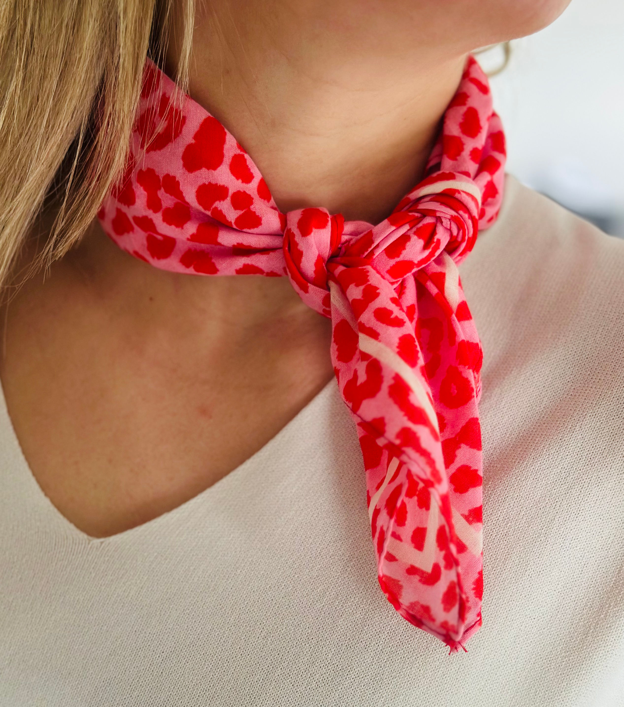 Sjaaltje panter - roze