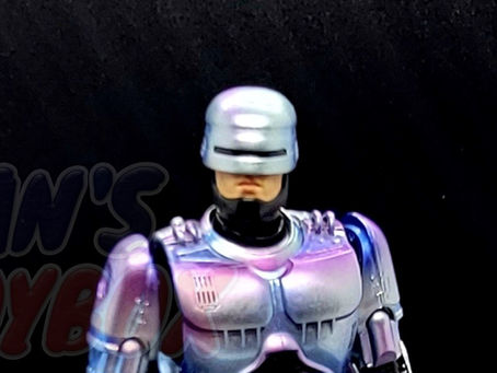 Let's Discuss: Medicom Mafex #226 Renewal Version RoboCop 2: RoboCop Action Figure.