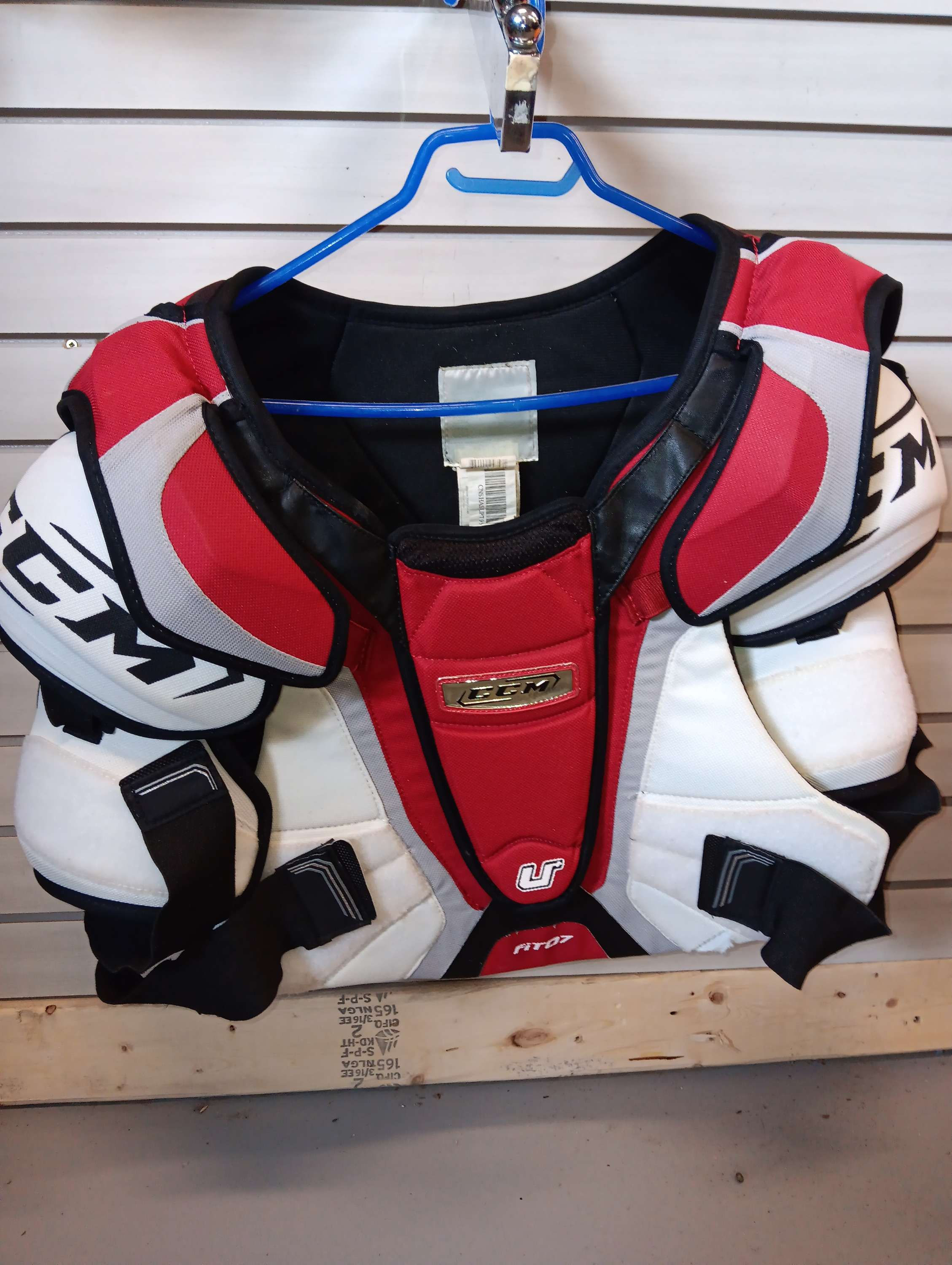 CCM U Fit 07 Shoulder Pads Sr XL
