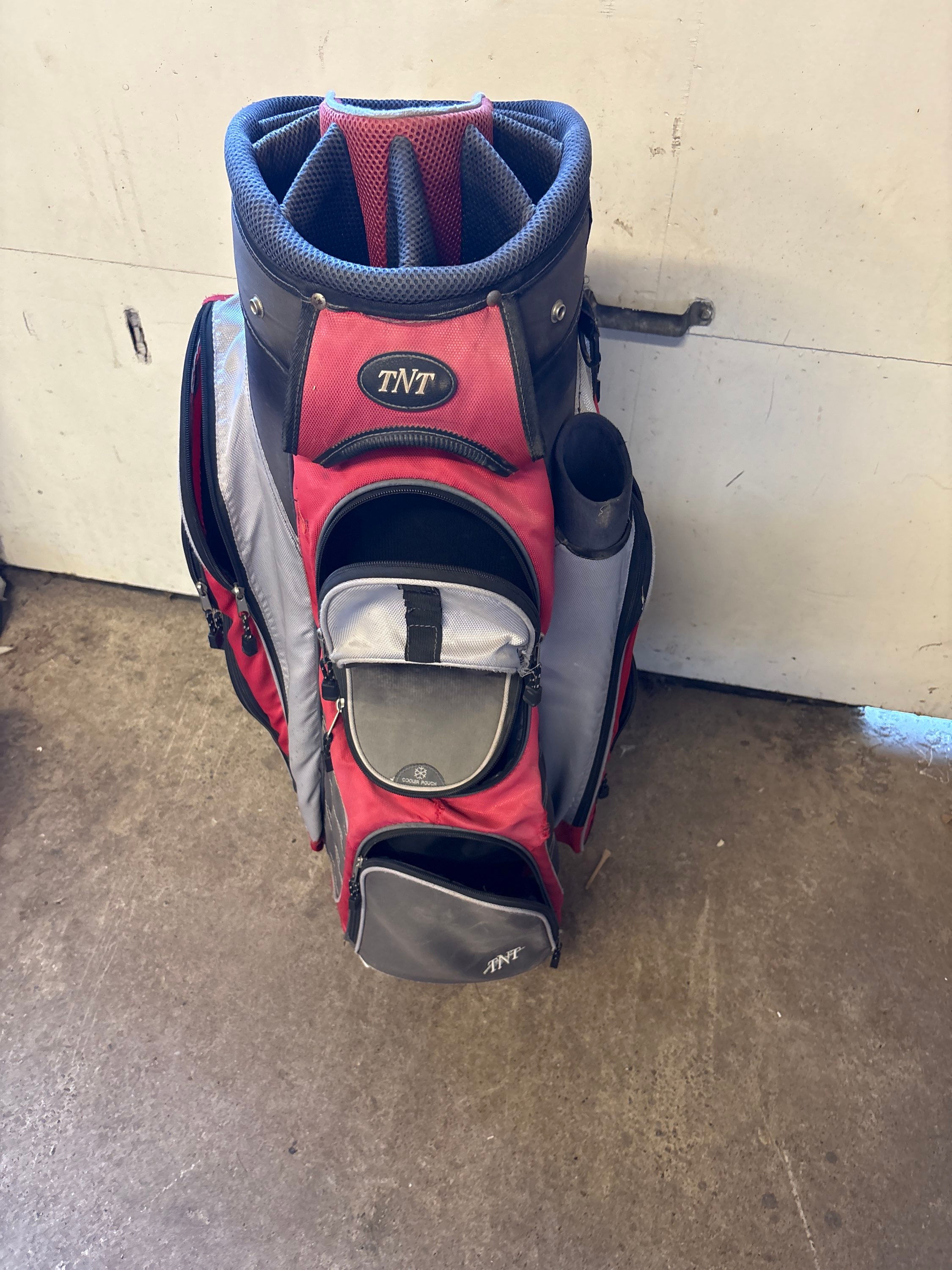 TNT Golf Bag