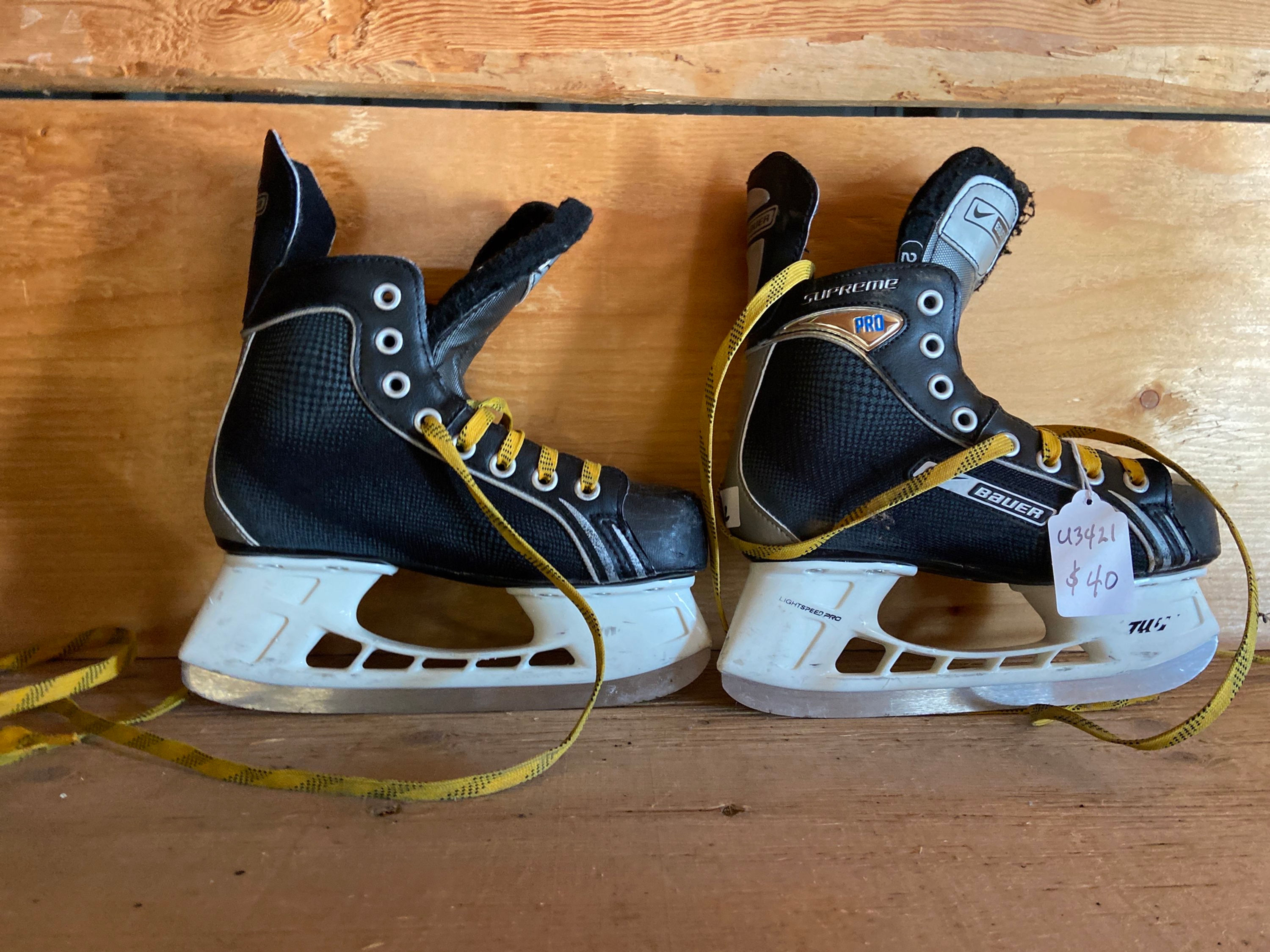 Bauer Supreme Pro size 2