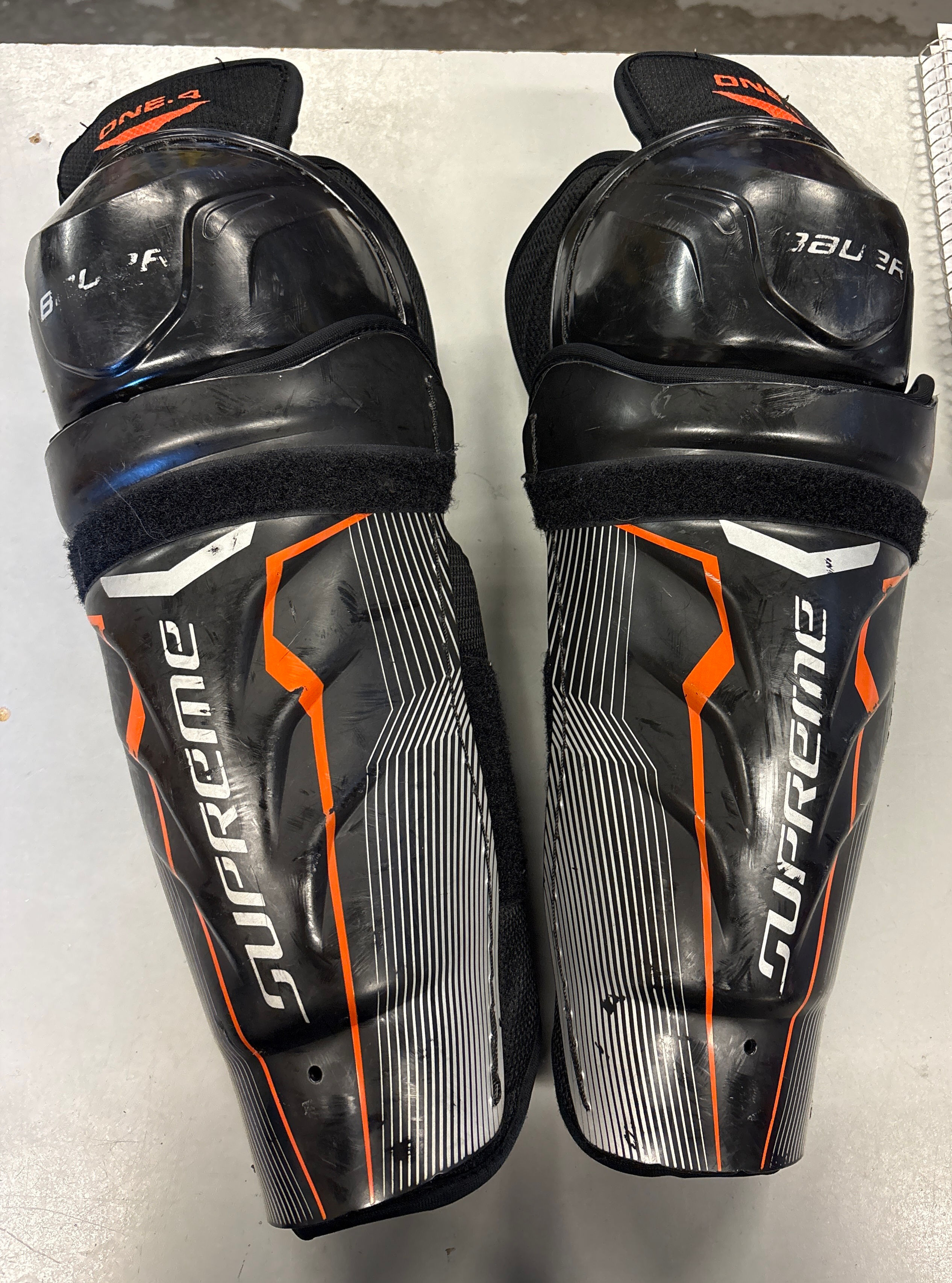 Bauer Supreme one.4 Shin pads size 13”