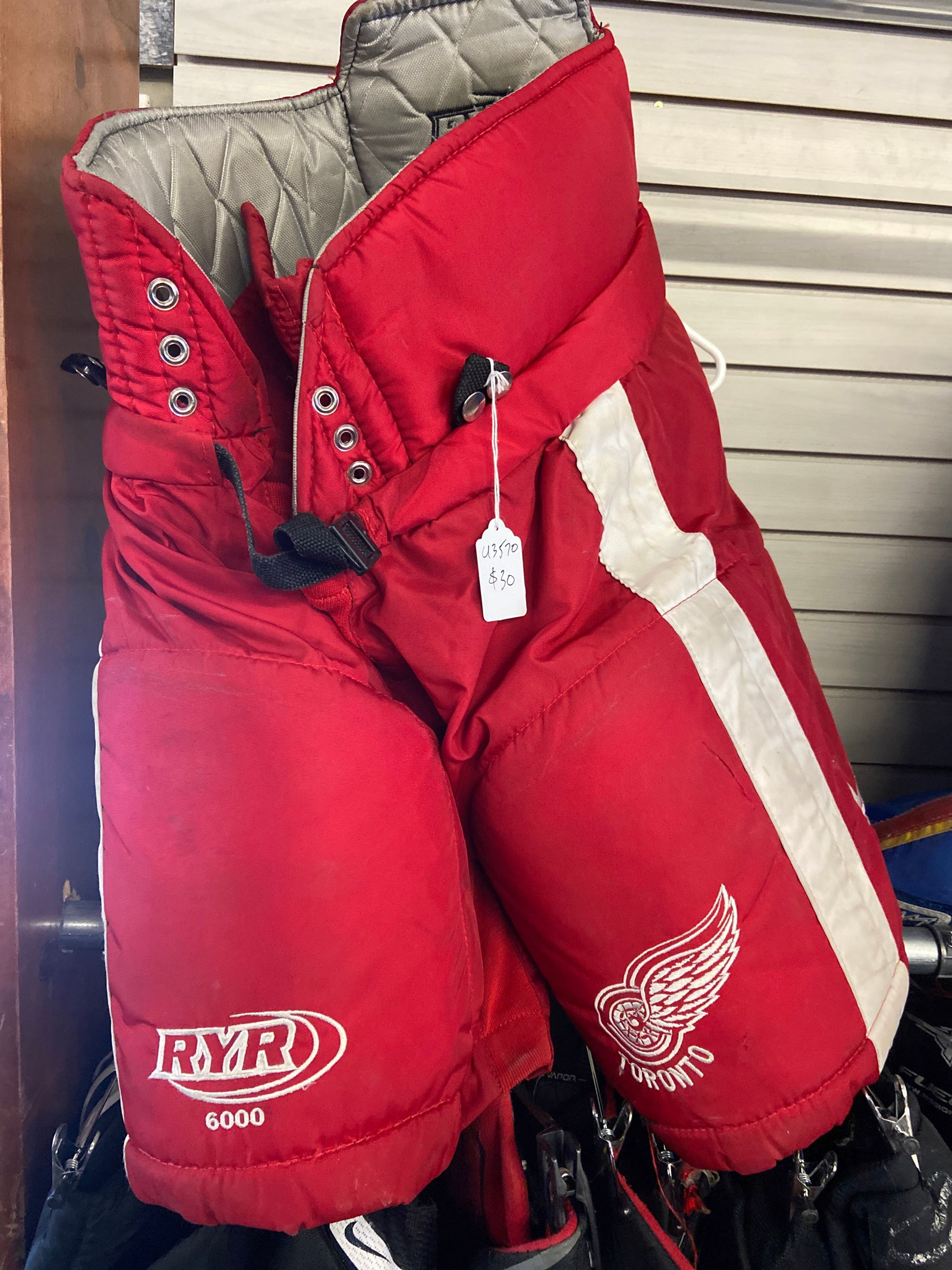 RYR senior hockey pants 