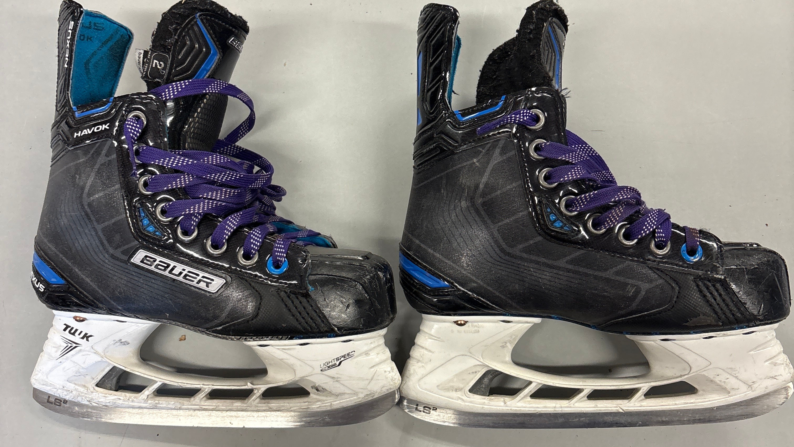 Bauer Nexus Havok Skates size 2