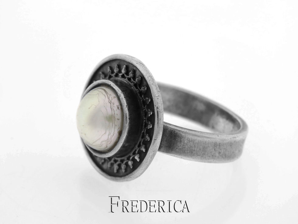 "טבעת מכסף מודרניסטי "שבלול