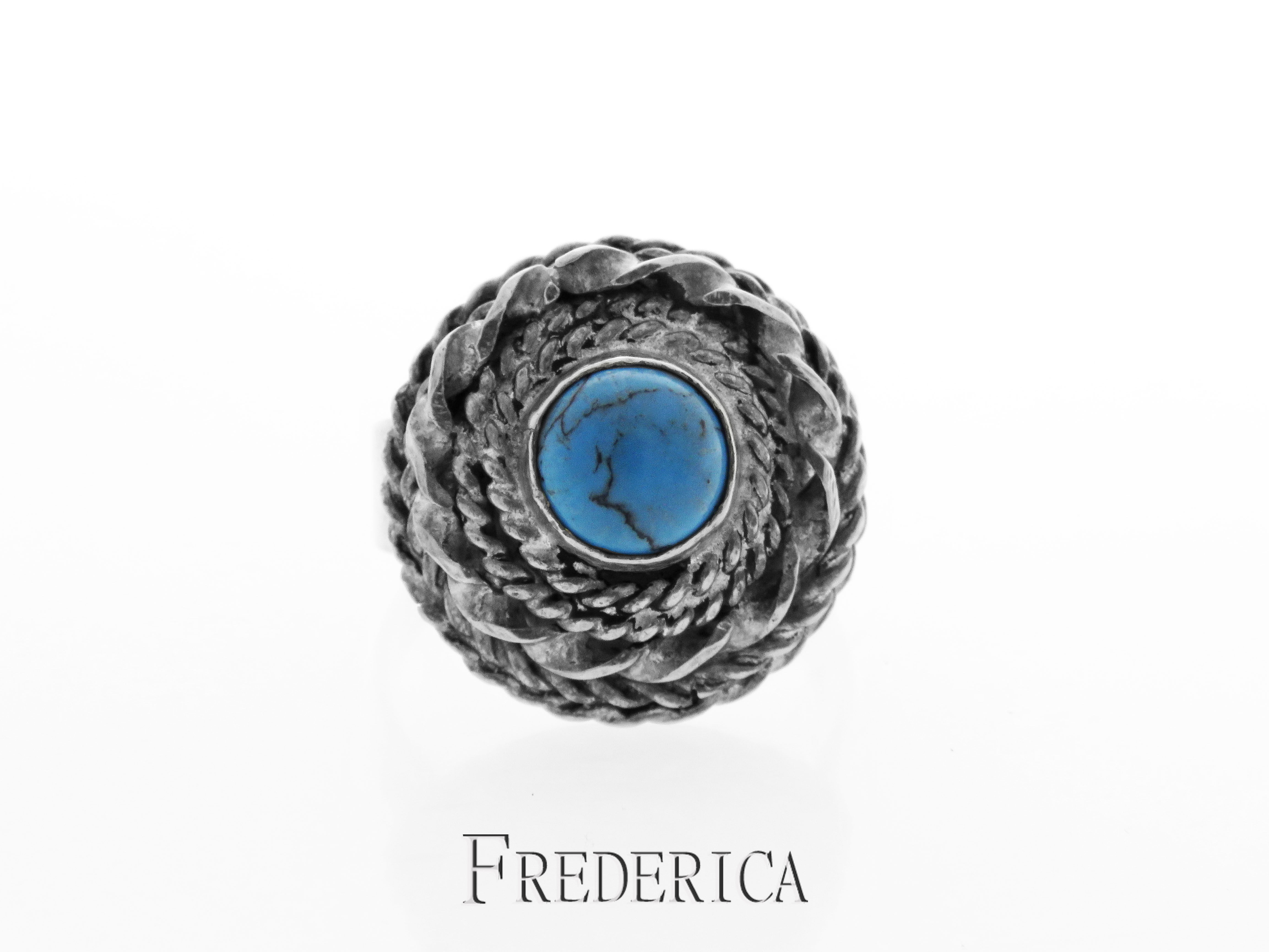 טבעת מכסף ואבן כחולה פיליגרין