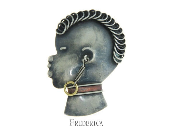 סיכה מכסף בעיצוב נערה אפריקנית ארט דקו