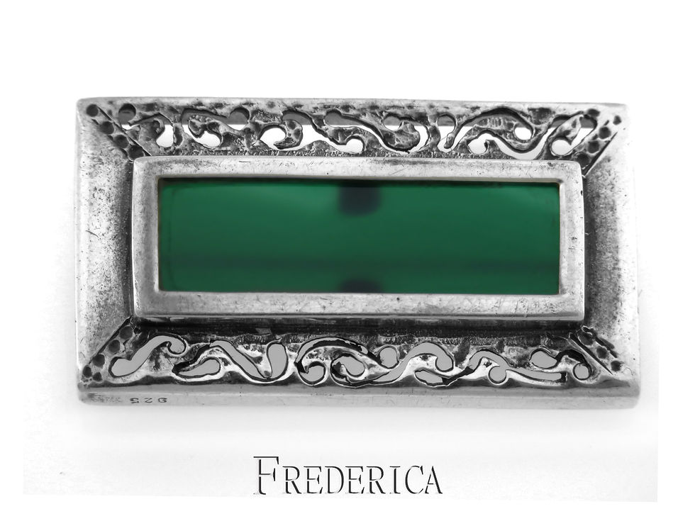 סיכה מכסף בעיצוב מודרני זכוכית ירוקה