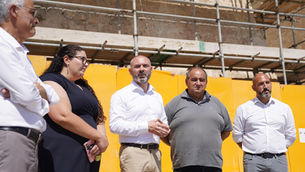 Miexi ġmielu x-xogħol ta’ restawr fuq it-Torri Vendome f’Marsaxlokk