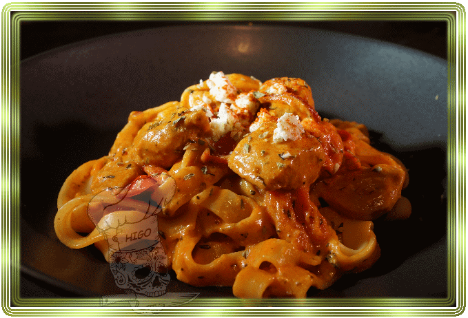 SouvlakinFeta Hähnchen Pasta.gif