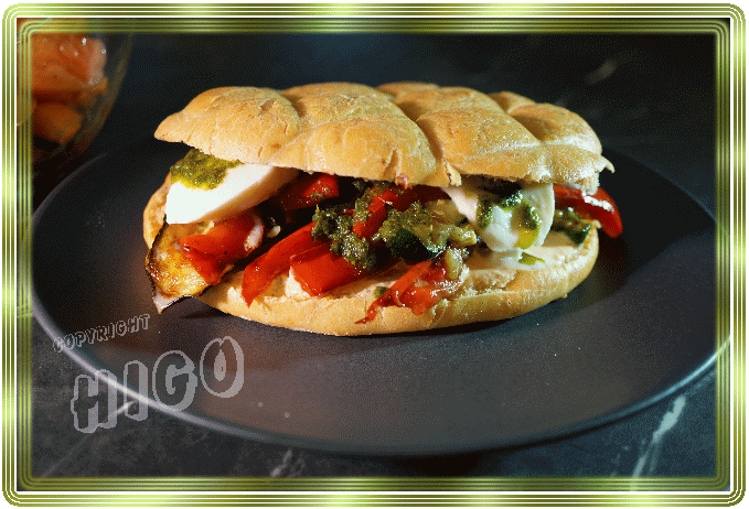 Mediterranes Focaccia-Sandwich.gif