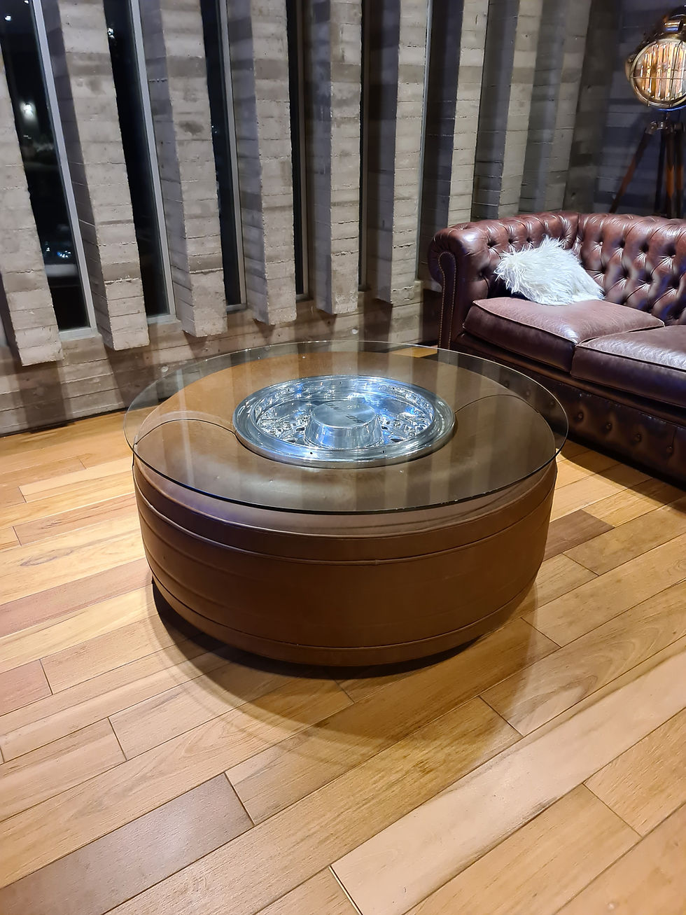 Miniatura: Boeing 747 Leather Wheel Table