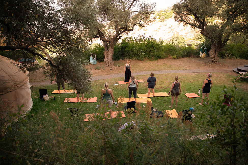 Payton Leading Yoga - Expand Beyond Recovery Retreat in Spain