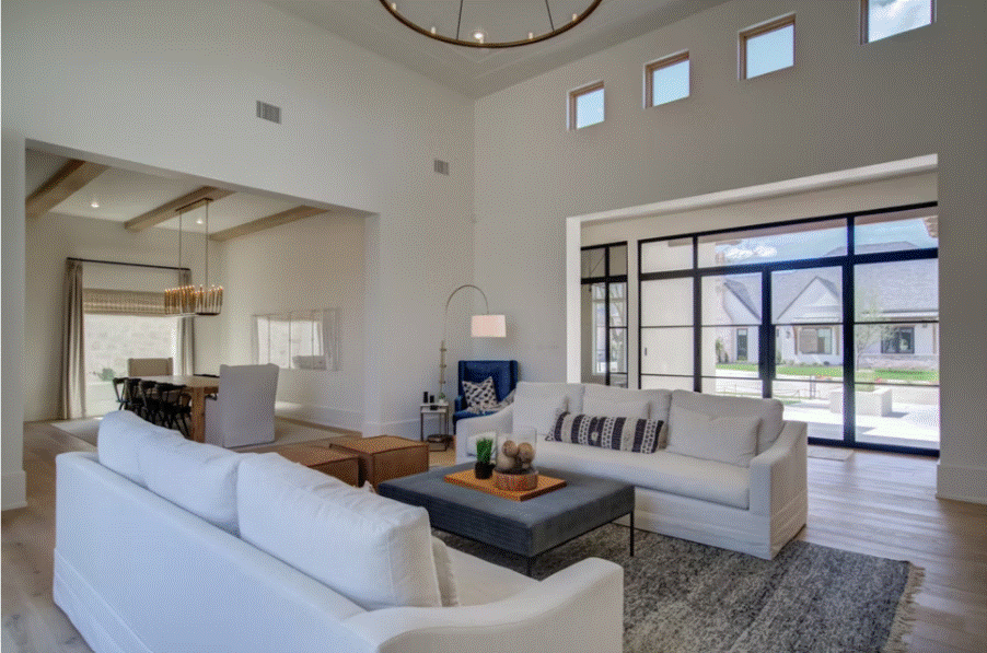 INTERIOR 10: OTHE1200-GRANTHOM-2970