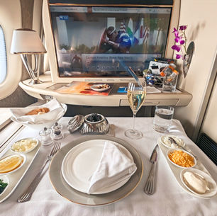 The Best Credit Cards To Unlock LUXURY Travel