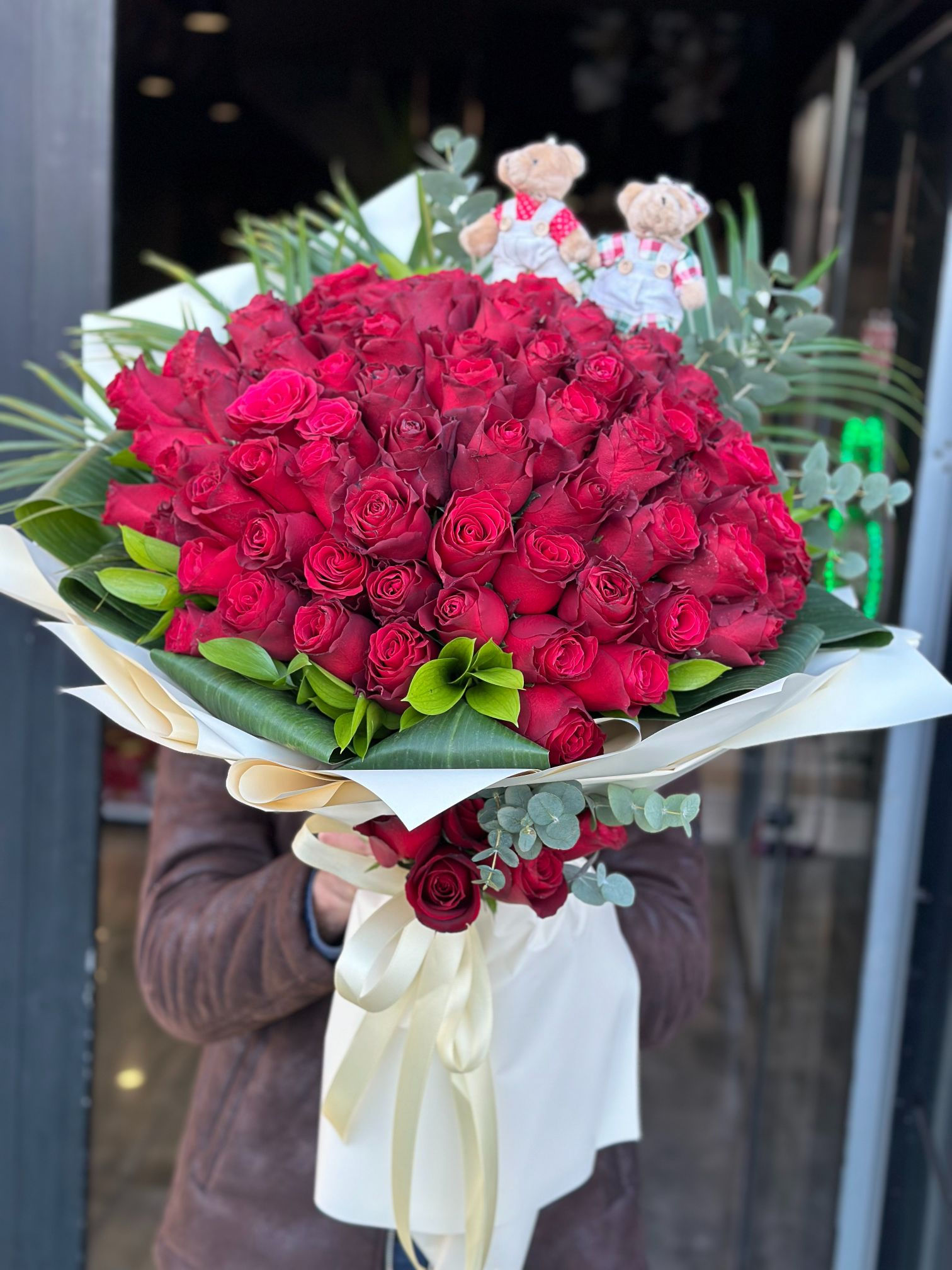 101 Kırmızı Gül Buketi