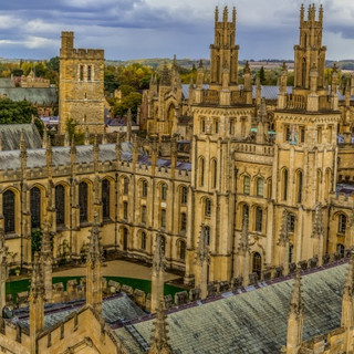 oxford-uk-16029580072Vt.jpg