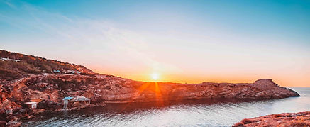 michael-tomlinson-JceYr1gda6E-unsplash-min_edited.jpg