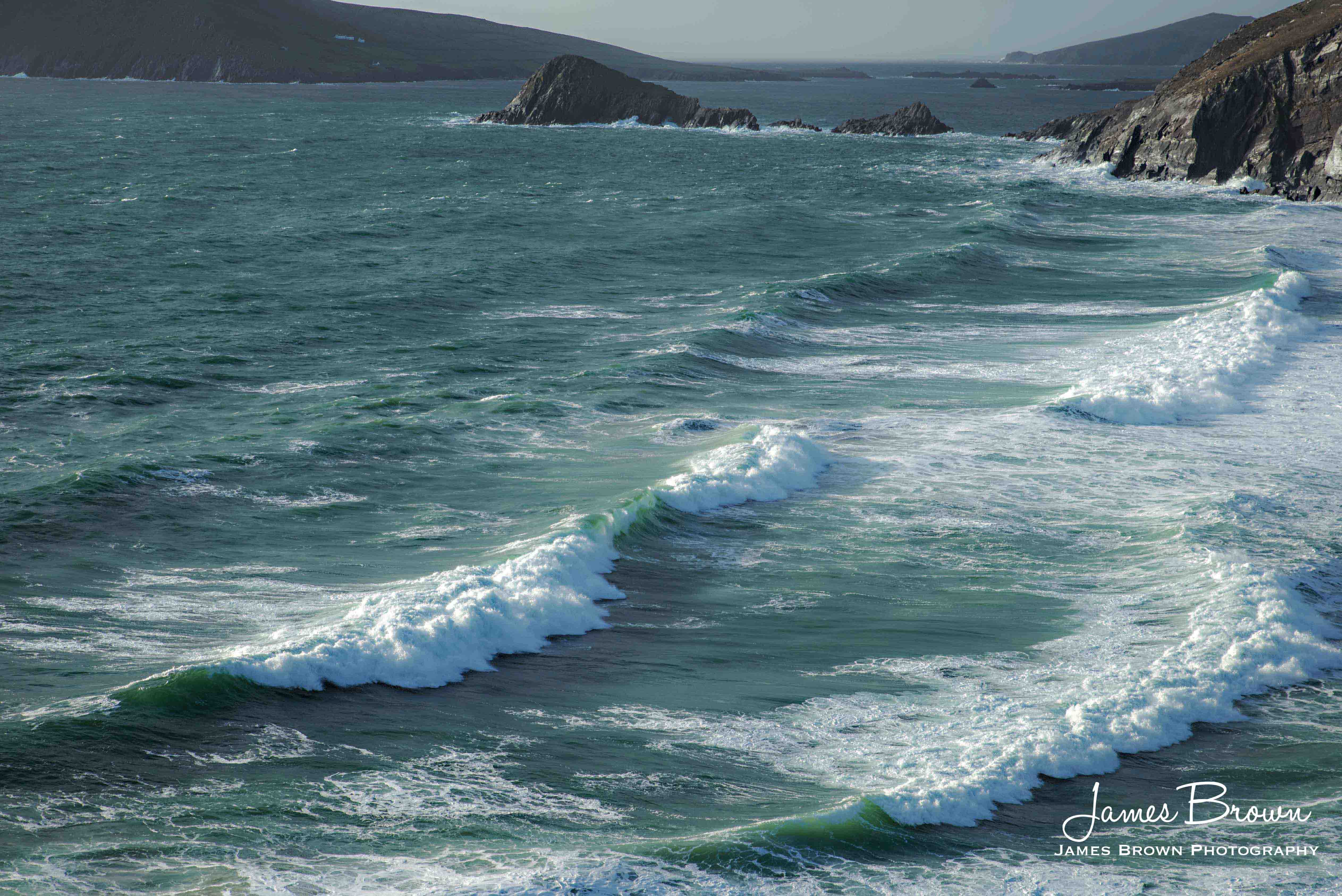 Waves at Coumeenoole