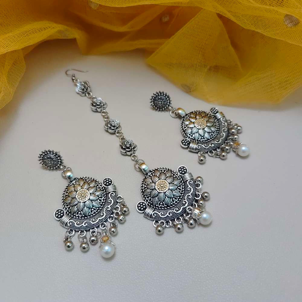 AAPTI Oxidized Earrings Mangtika Set